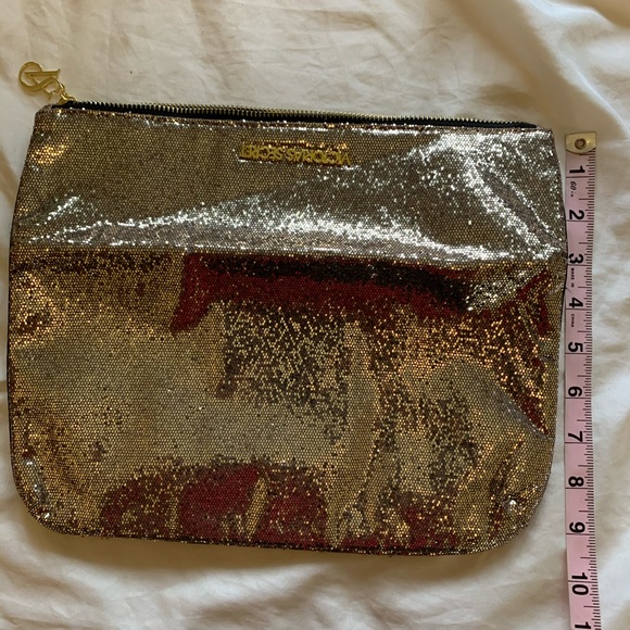 Victoria secret gold clutch - Picture 5 of 5
